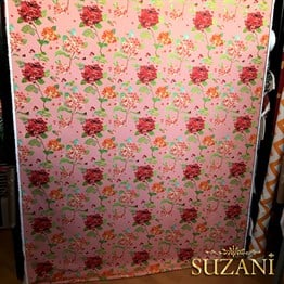 Pembe Ortancalar Desenli Kumaş