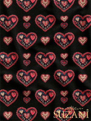 Siyah Zemin Nakış Efektli Kalp Desenli Dijital Baskılı Kumaş