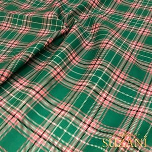 Yeşil-Pembe Ekose Desenli Dijital Baskılı Kumaş