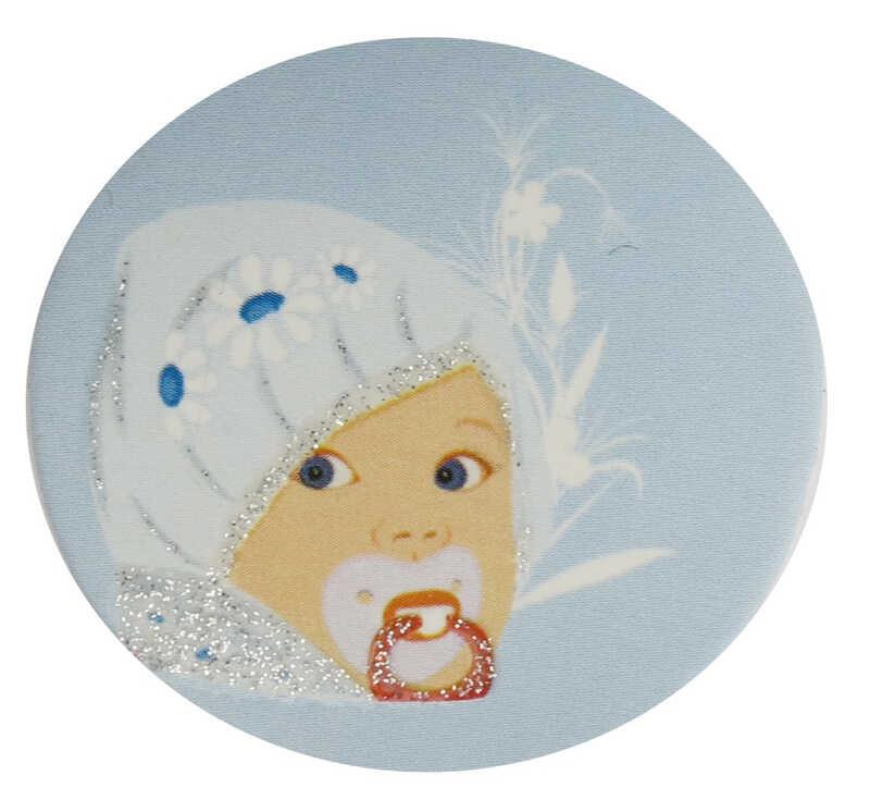 STİCKER BEBEK EMZİKLİ PAPATYALI MAVİ PK:50-KL:100