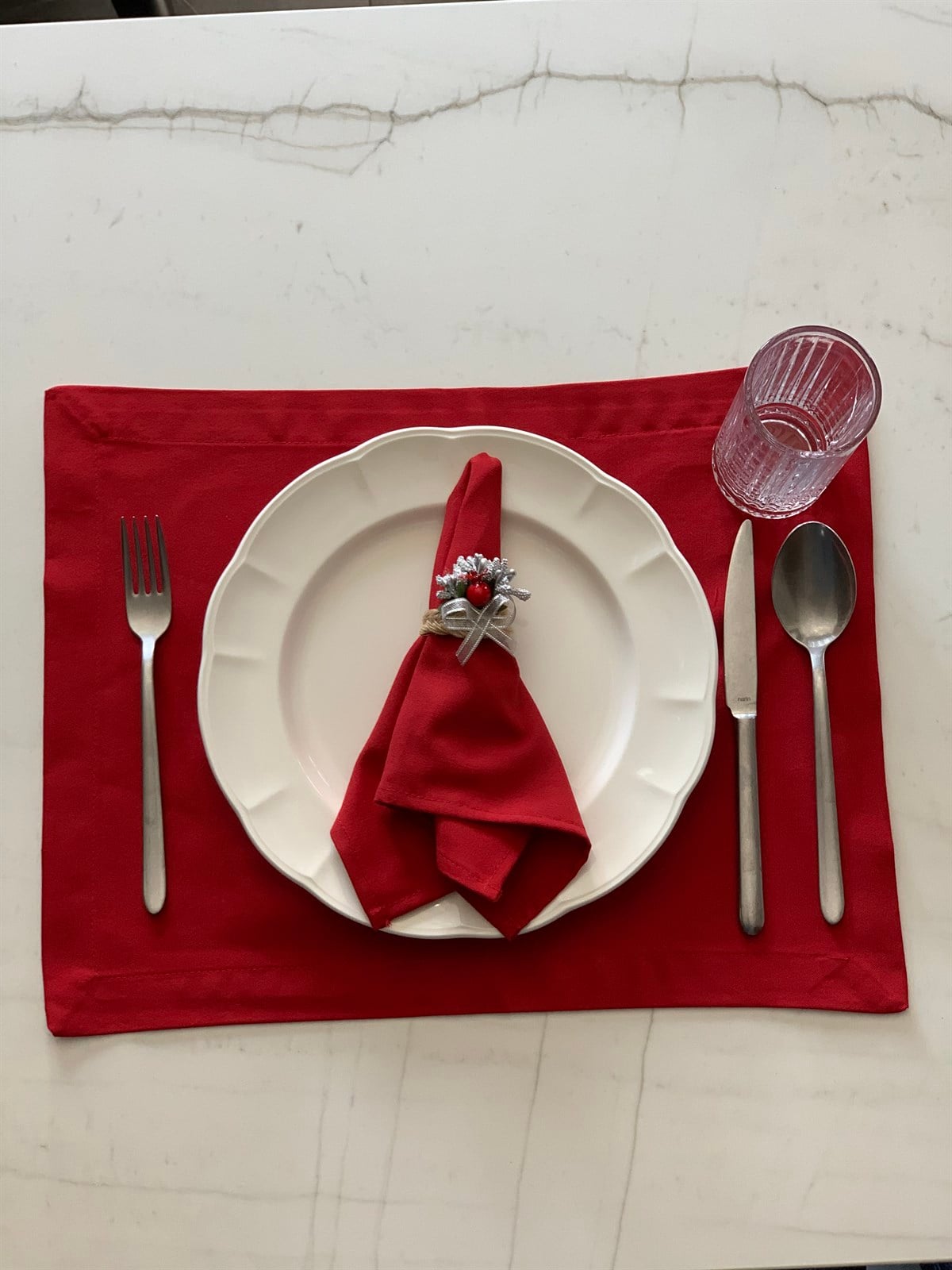 Ayza Düz Kırmızı A.Servis