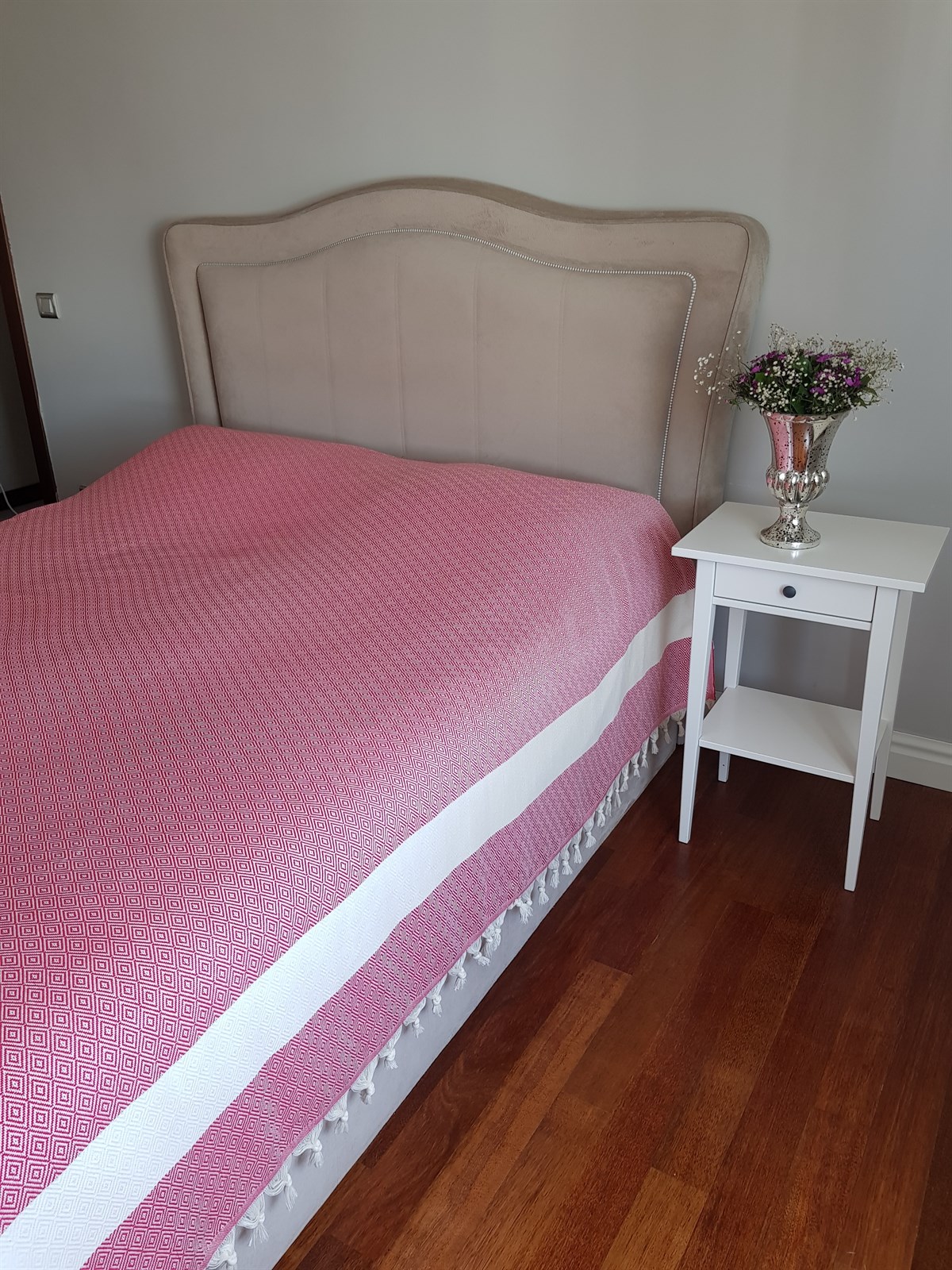 Pike - Yatak Örtüsü Kırmızı