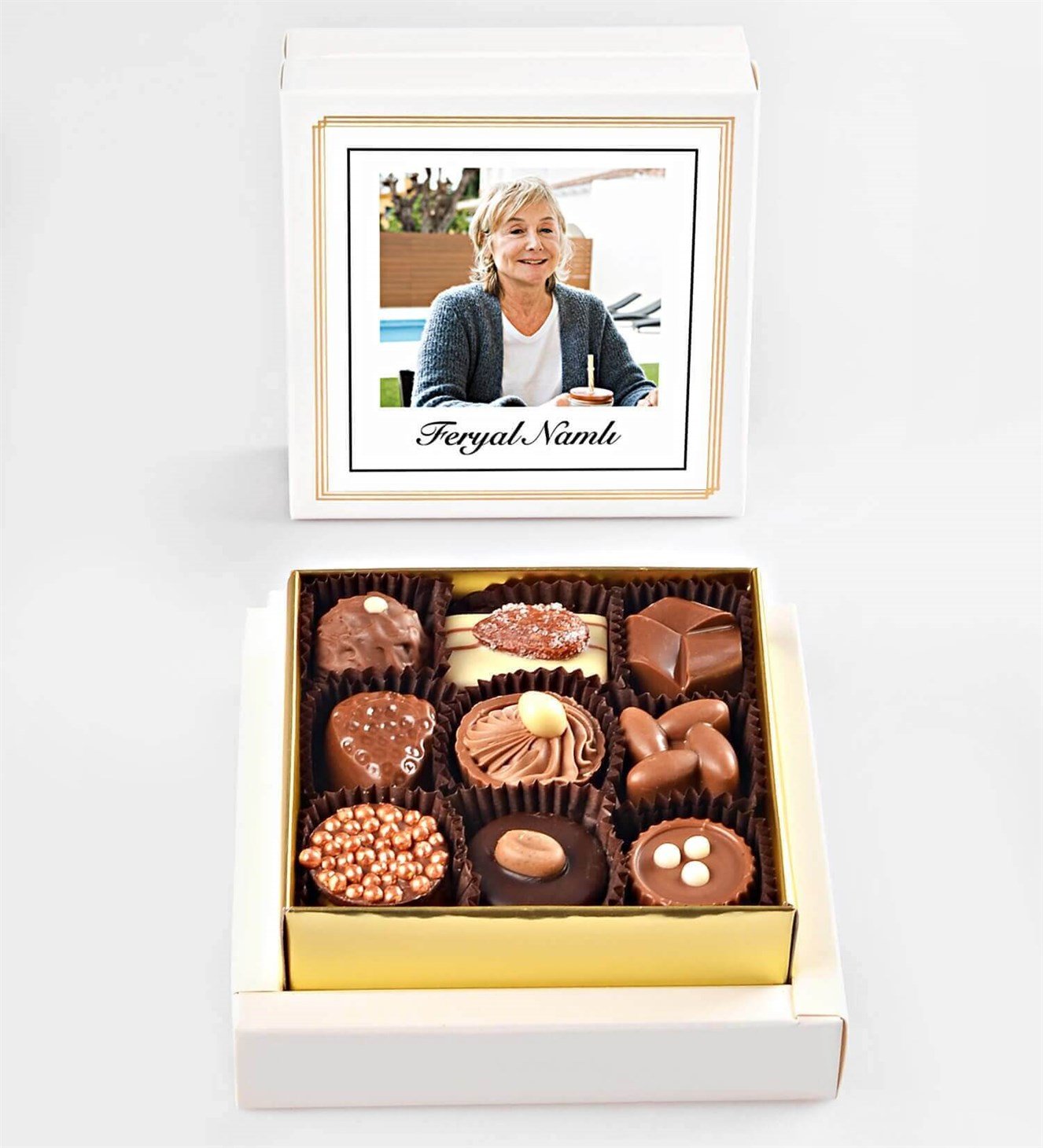 Anneler Gününe Özel İsimli ve Fotoğraflı Spesiyal Çikolata 9'lu