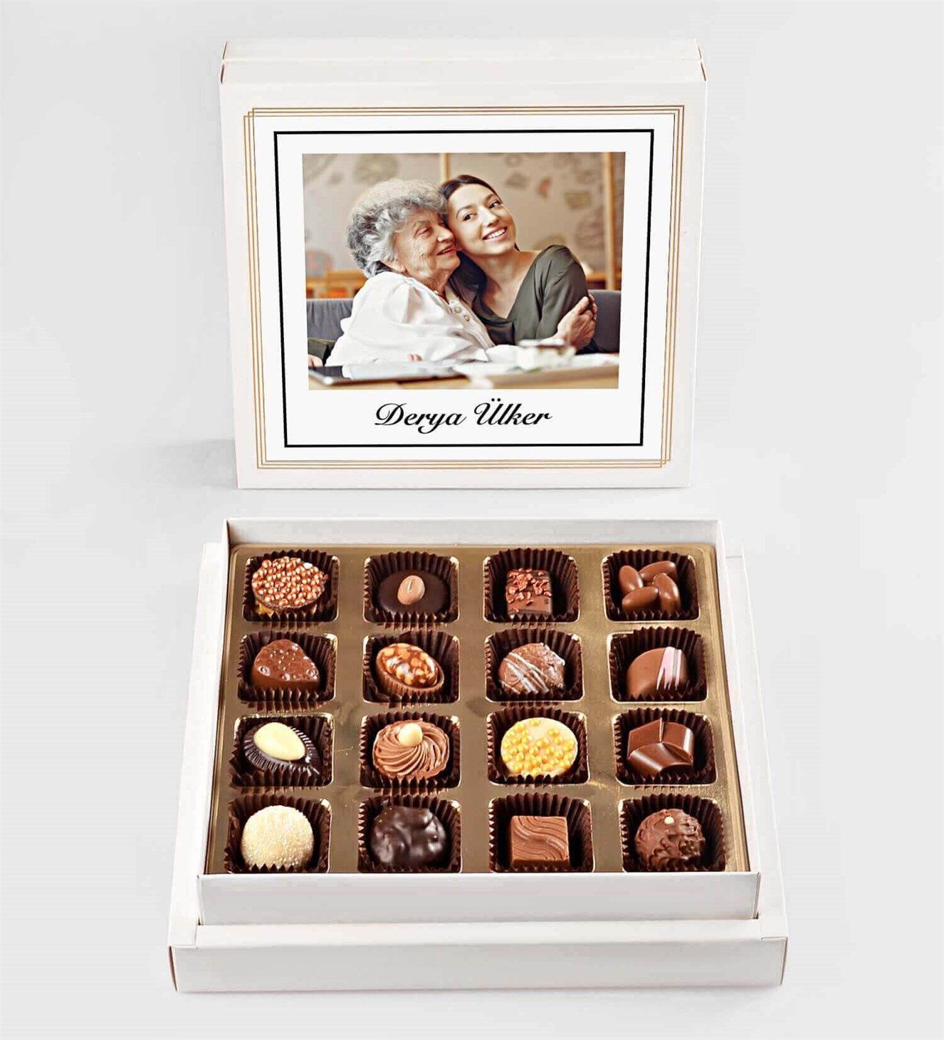 Anneler Gününe Özel İsimli ve Fotoğraflı Spesiyal Çikolata 16'lı