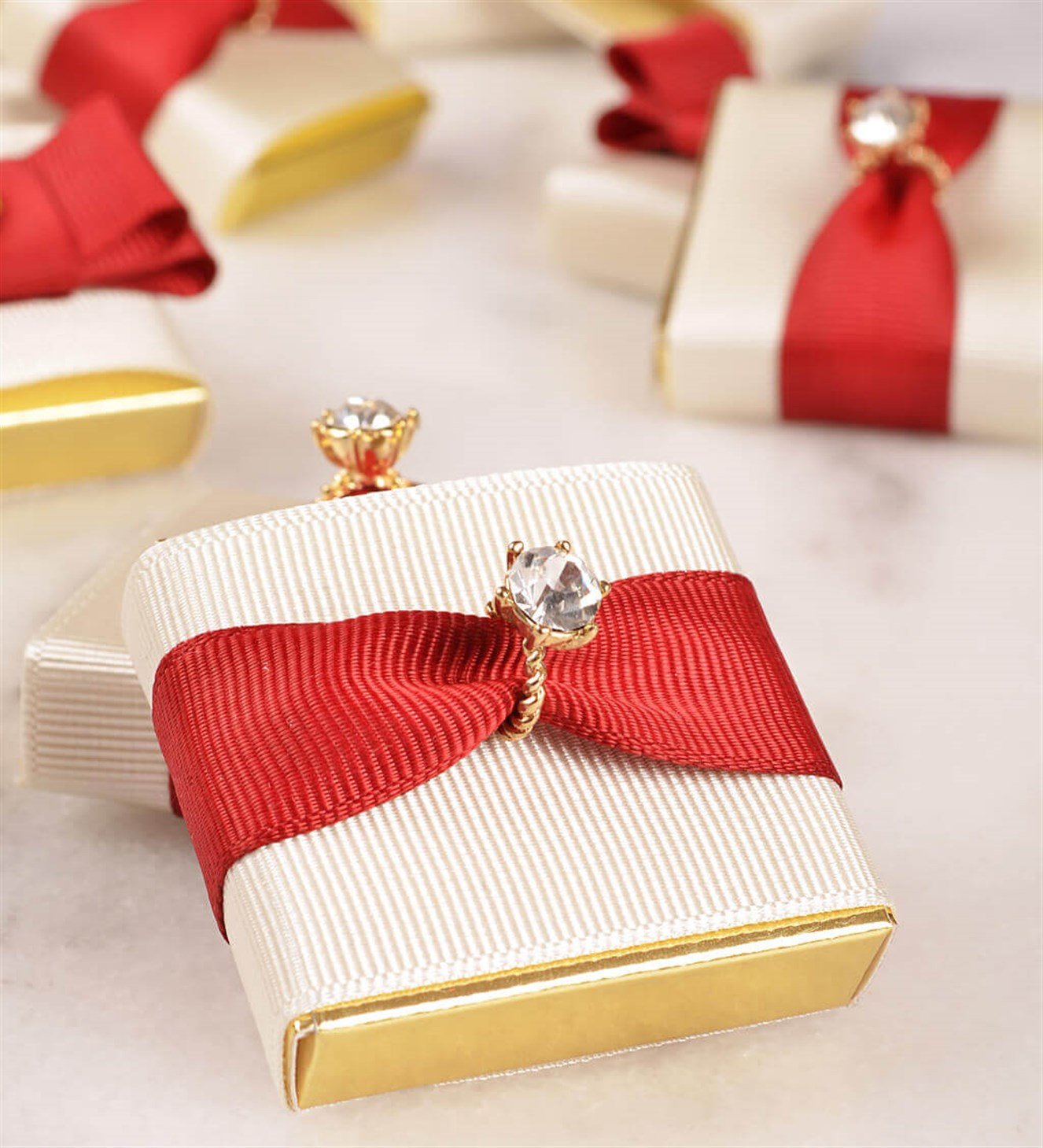 Tek Taş Yüzüklü Söz & Nişan Çikolatası