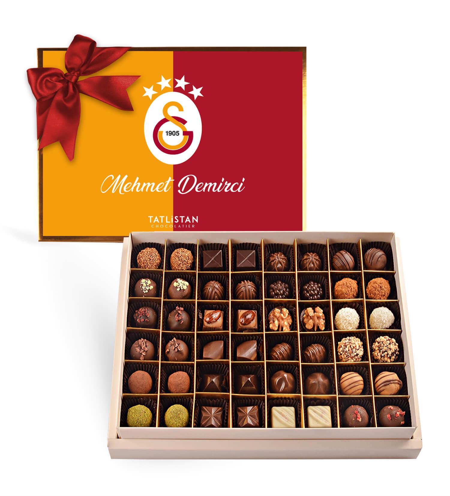 Galatasaray | Parçalı - Kişiye Özel İsimli 24 Çeşitli Artisan ve Trüf Çikolata 48'li