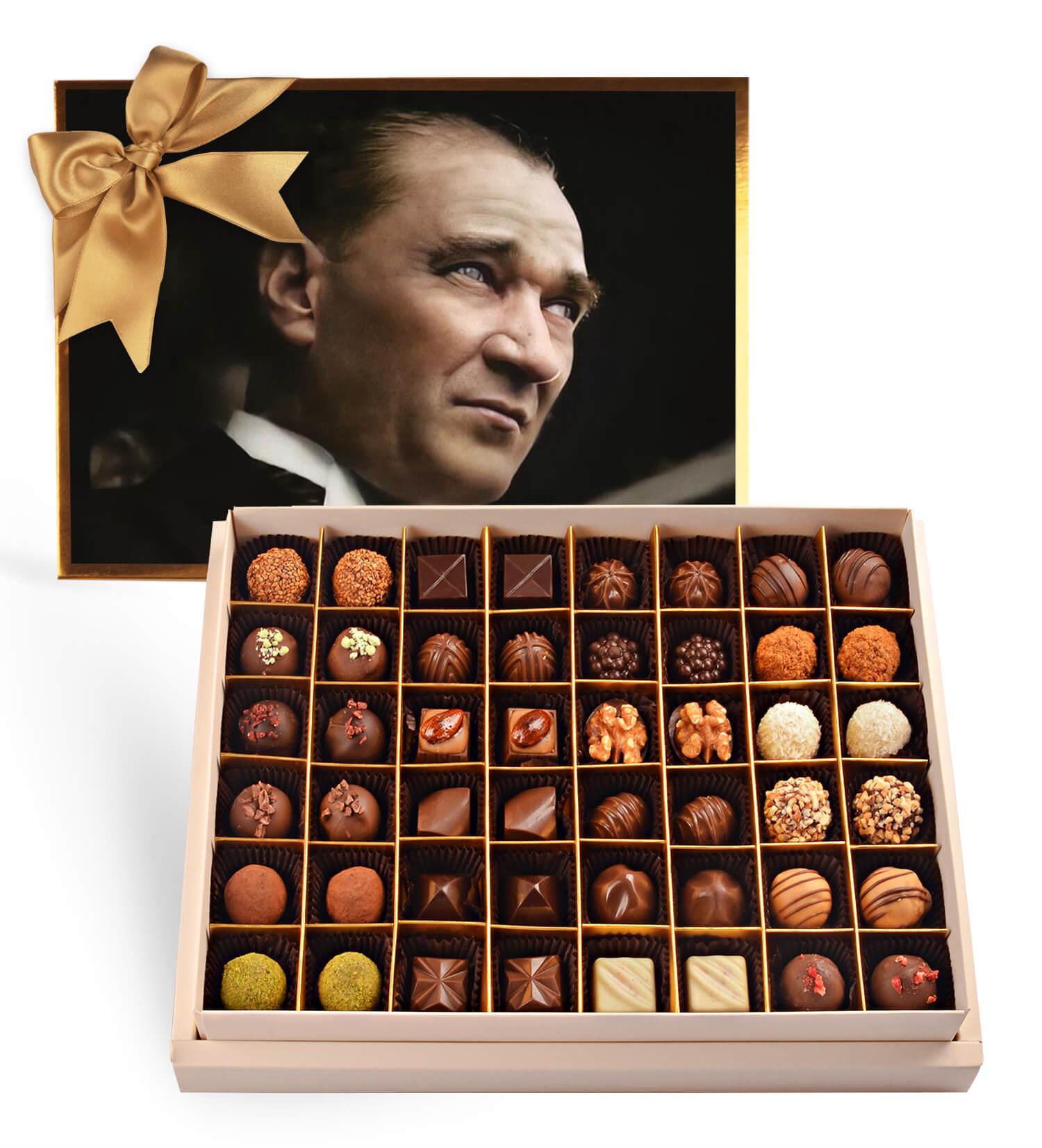 Atatürk Umuda Bakış | 24 Çeşitli Artisan & Trüf Çikolata 48'li