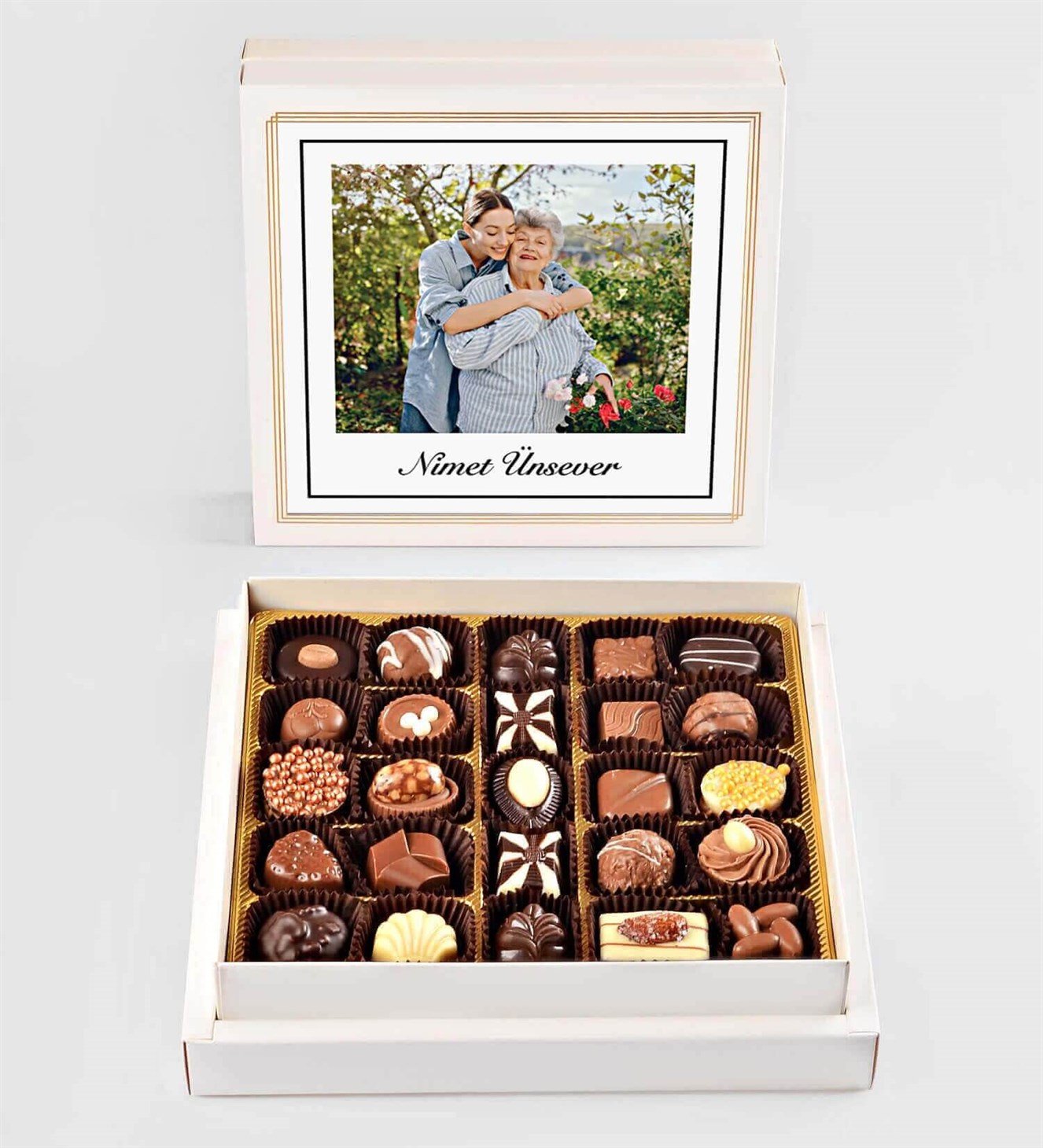 Anneler Gününe Özel İsimli ve Fotoğraflı Spesiyal Çikolata 25'li