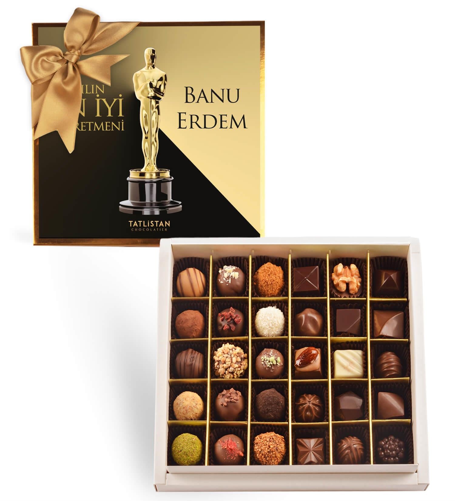 Kişiye Özel İsimli Yılın En İyi Öğretmeni | 30 Çeşitli Artisan Çikolata 30'lu