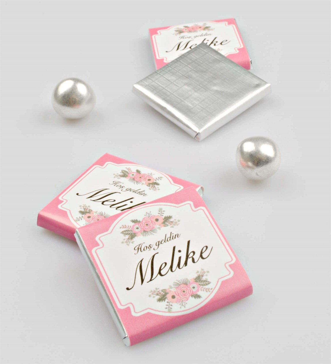 İsimli Çiçekli Bebek Çikolatası