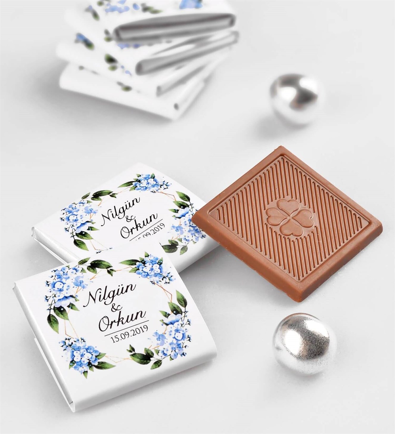 Mavi Ortancalı İsimli ve Tarihli 50 Adet Söz & Nişan Çikolatası