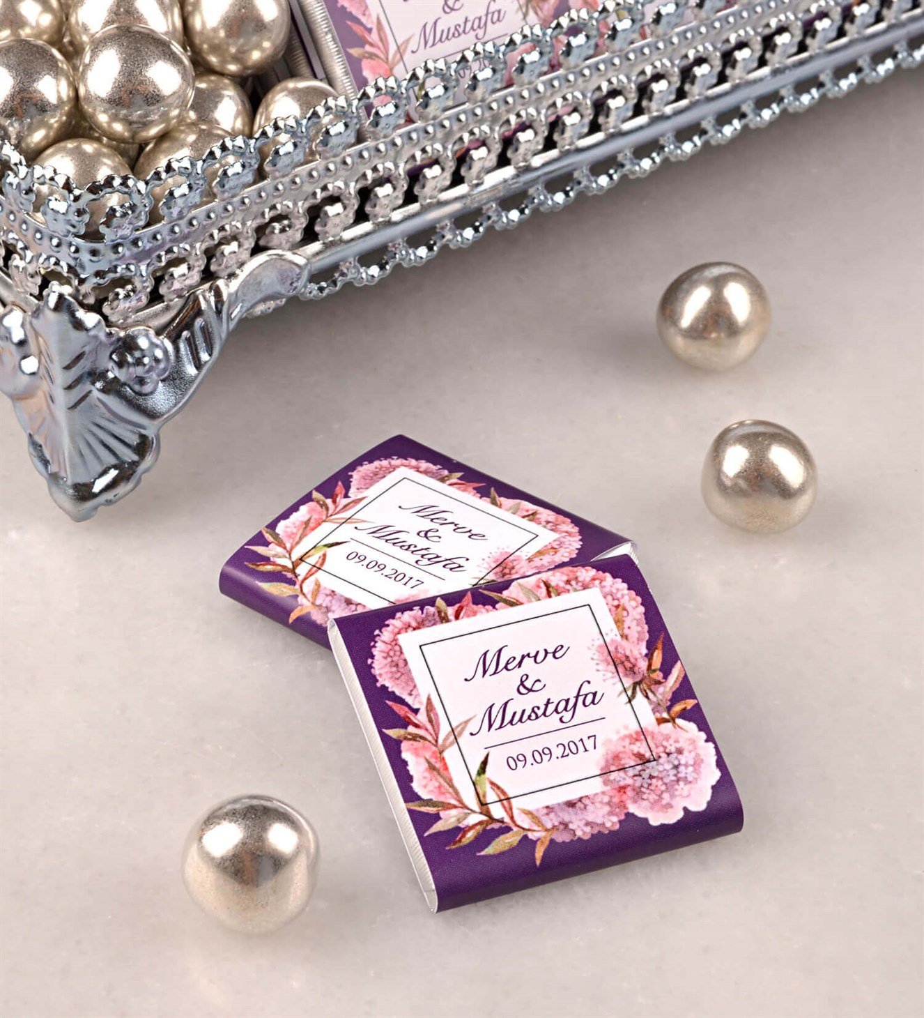 Mor Çiçekli İsimli Söz & Nişan Çikolatası