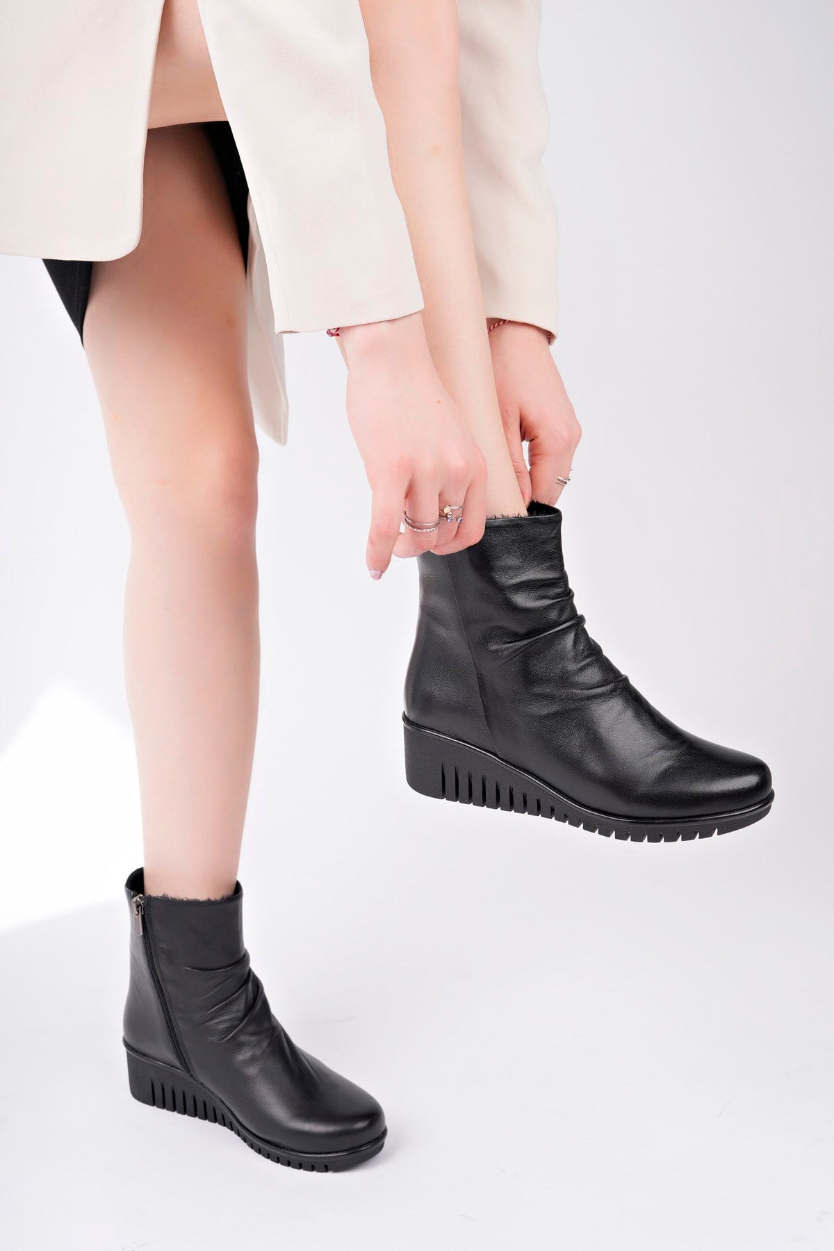 Hakiki Deri Siyah Siyah Kadın Deri Bot TRC-2001