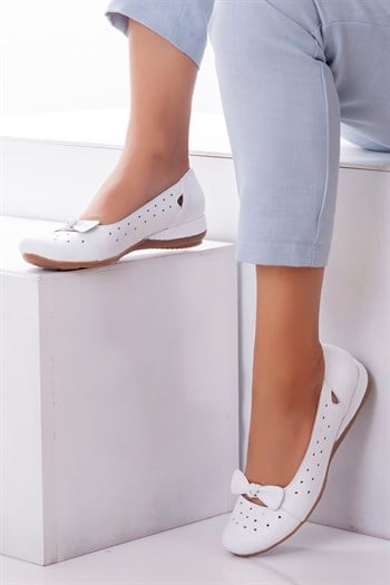 Deripabuc Hakiki Deri Beyaz Kadın Deri Ayakkabı
