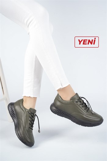 Hakiki Deri Haki Kadın Deri Sneaker Spor Ayakkabı DP71-0110