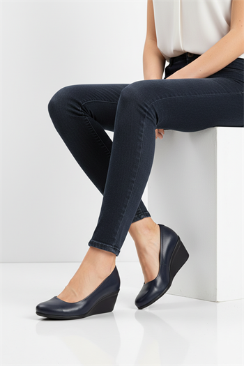 Hakiki Deri Lacivert Kadın Dolgu Topuklu Deri Ayakkabı TRC-0274