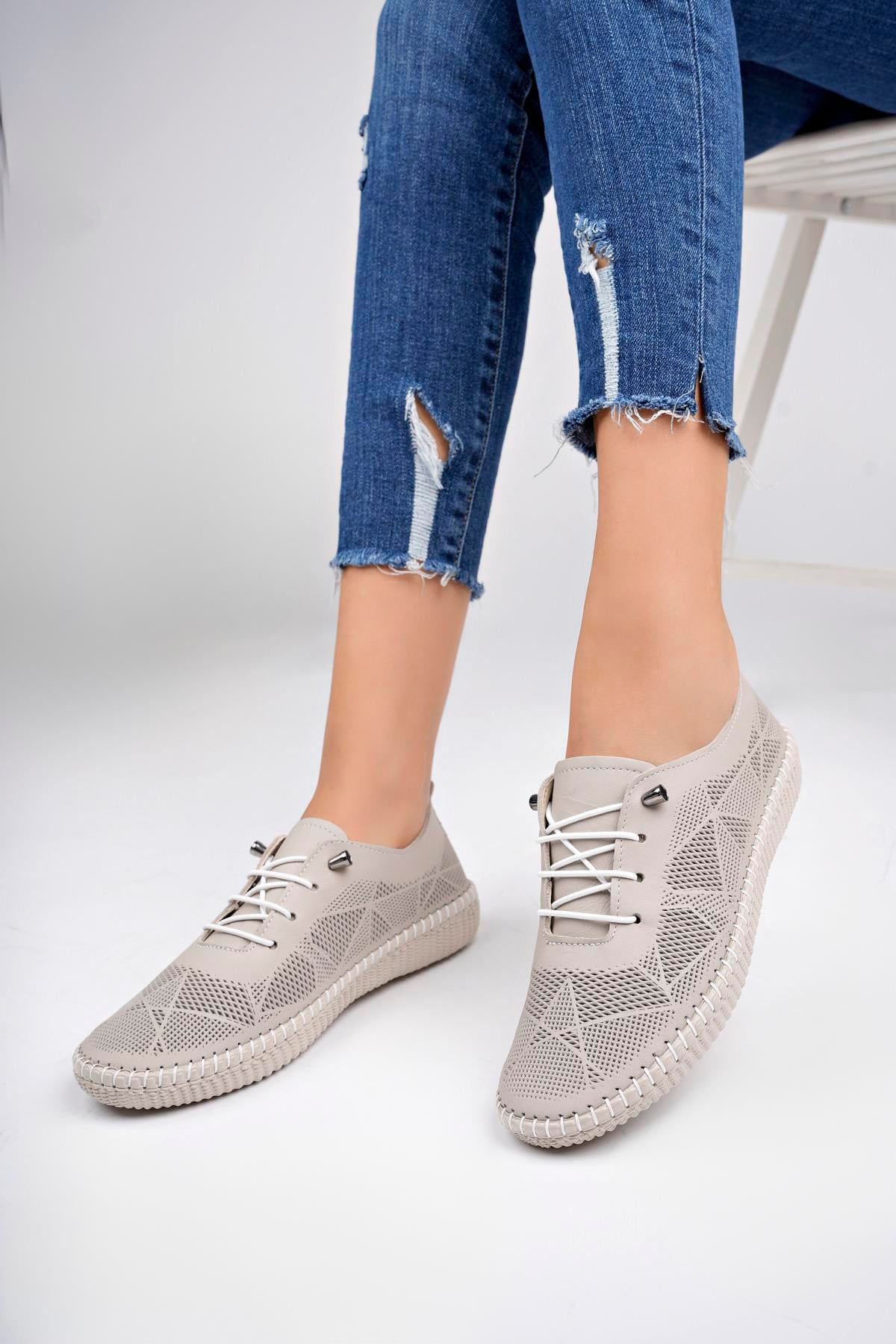 Hakiki Deri Kadın Silver Baskı Casual Deri Ayakkabı DP62-8001