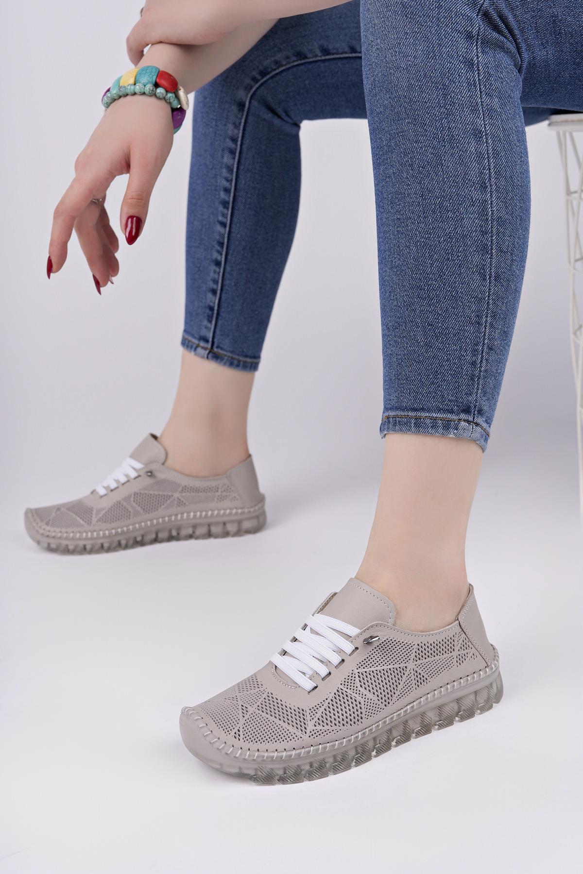 Hakiki Deri Silver Gri Baskı Kadın Deri Casual Ayakkabı DP62-8004