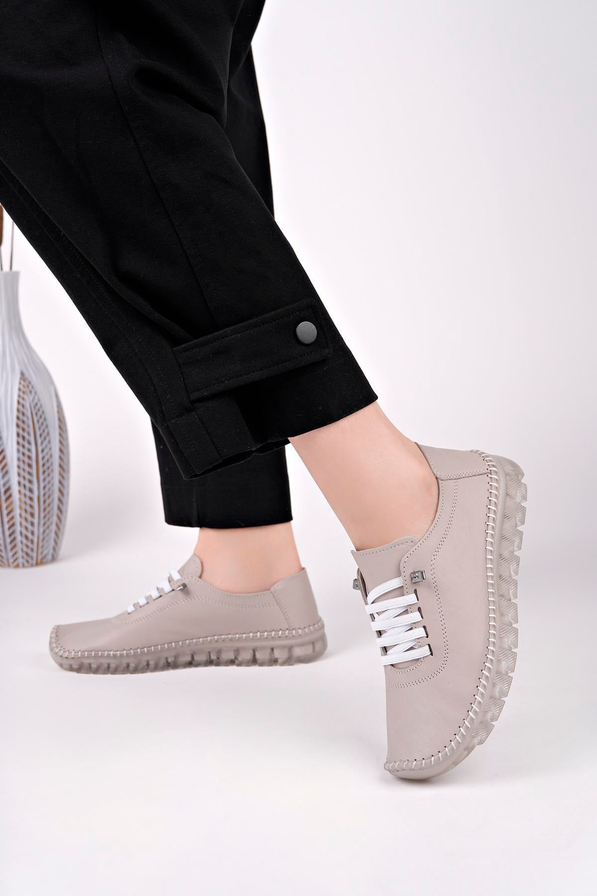 Hakiki Deri Silver Gri Kadın Deri Casual Ayakkabı DP62-8004
