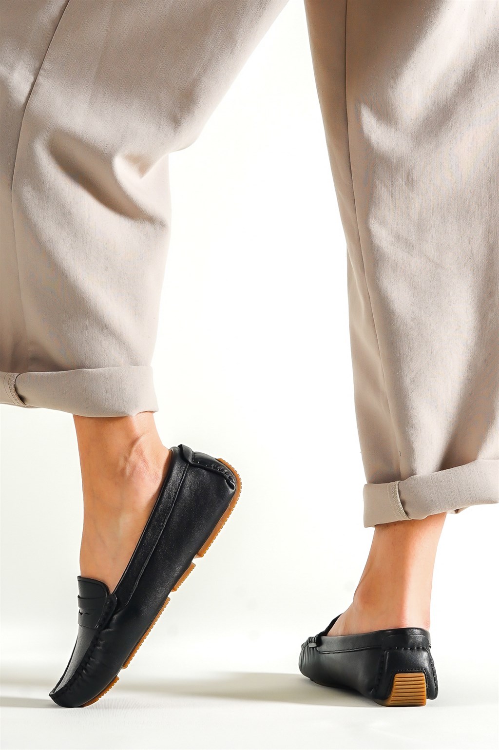 Hakiki Deri Siyah Kadın Deri Loafer DP64-0077