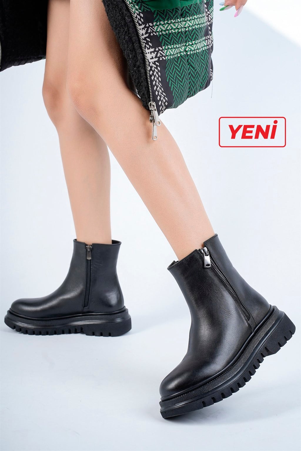 Hakiki Deri Siyah Kadın Deri Postal Bot TRC-216578