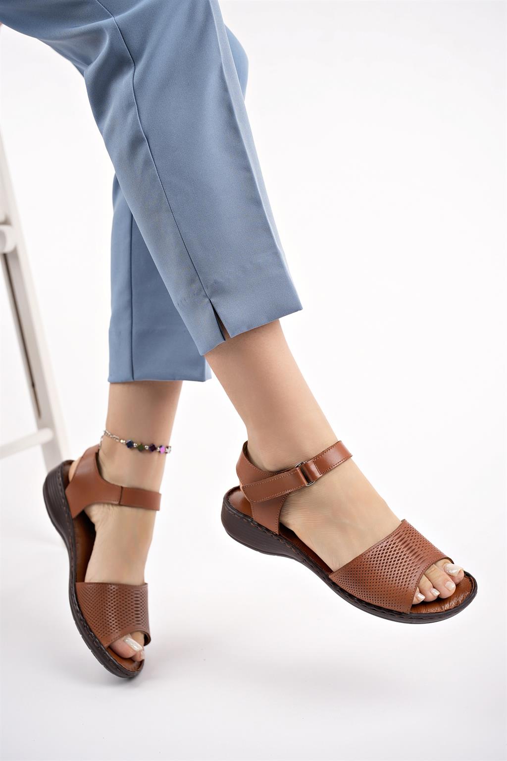 Hakiki Deri Taba Kadın Deri Sandalet DC-0191