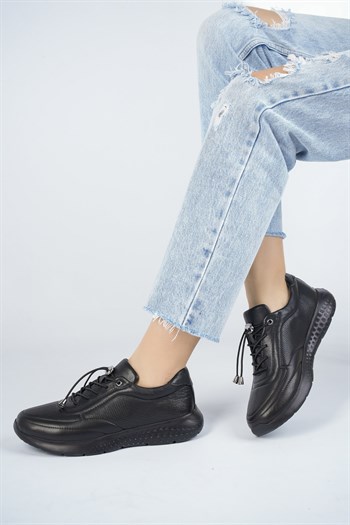 Hakiki Deri Siyah Siyah Kadın Deri Sneaker Spor Ayakkabı DP71-0111