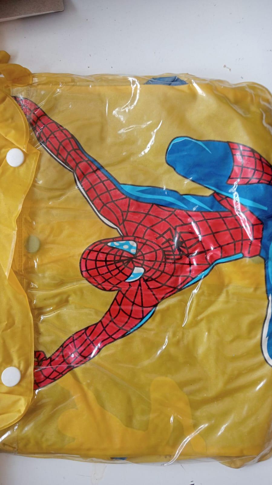 Erkek Çocuk Spiderman (Örümcek Adam) Desenli Sarı Yağmurluk