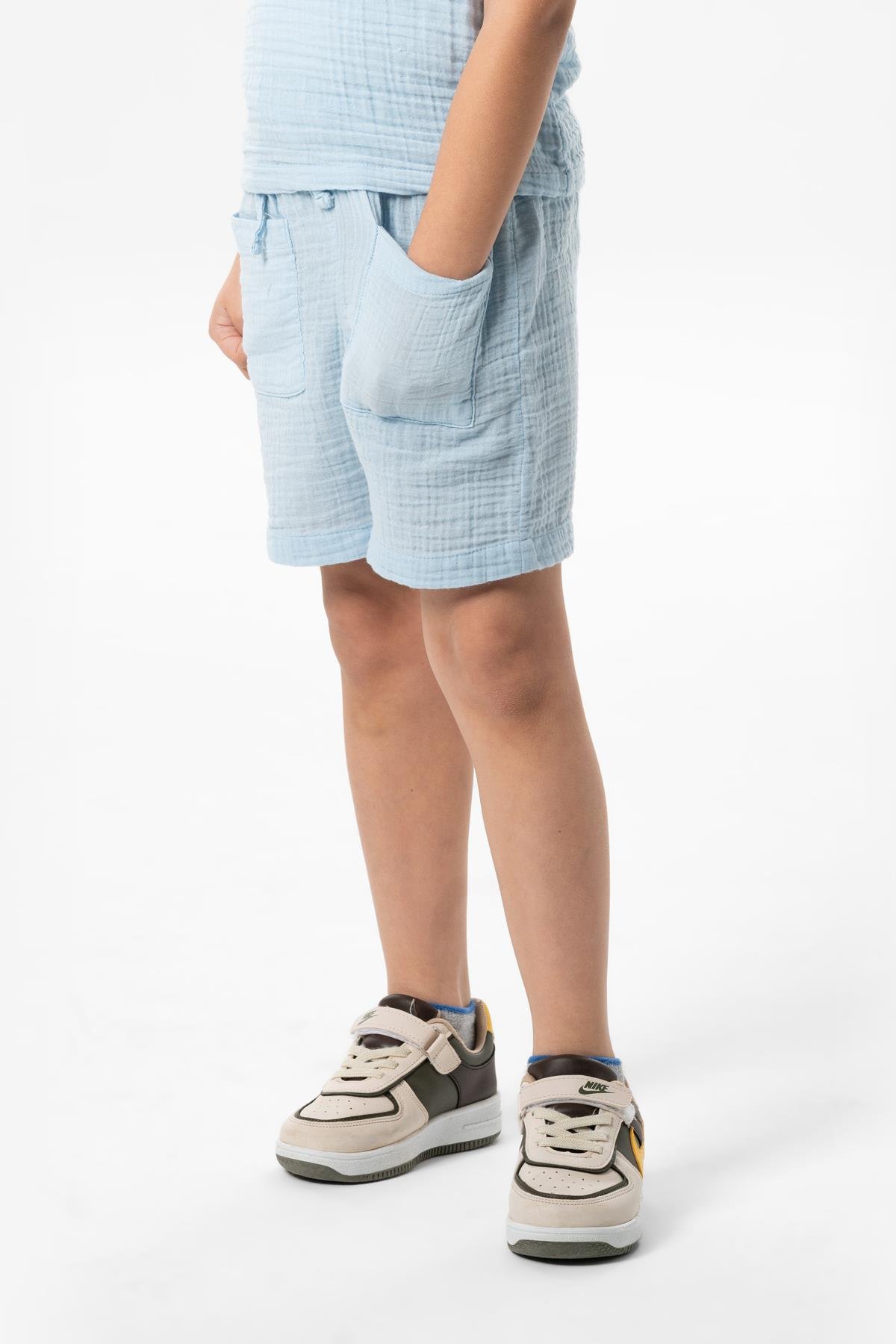 Batı Cep Detaylı Yazlık Müslin Çocuk Şort Buz Mavi Bmv