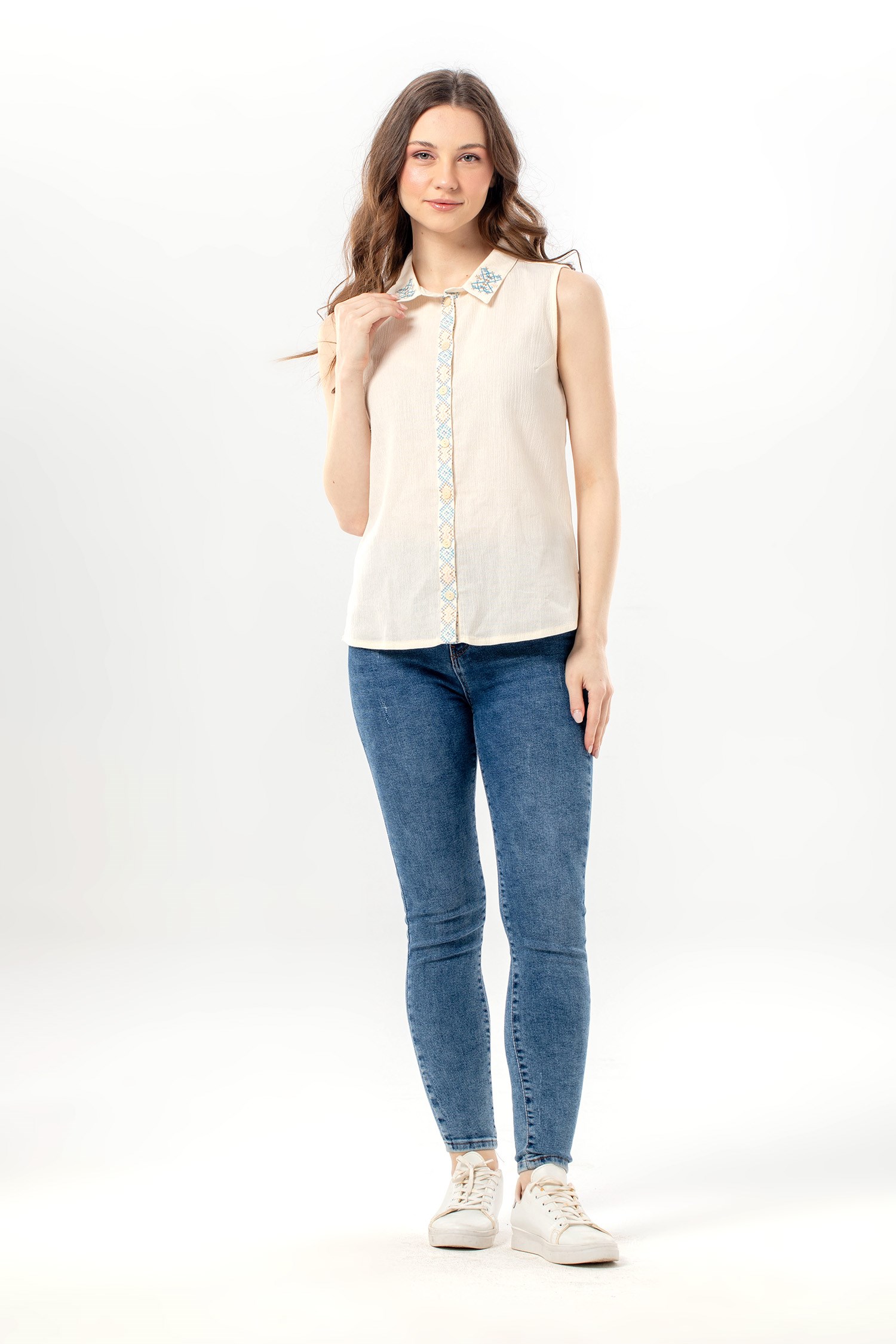 Sleeveless Aden Classic Collar Sile Fabric Summer Women Shirt Cream