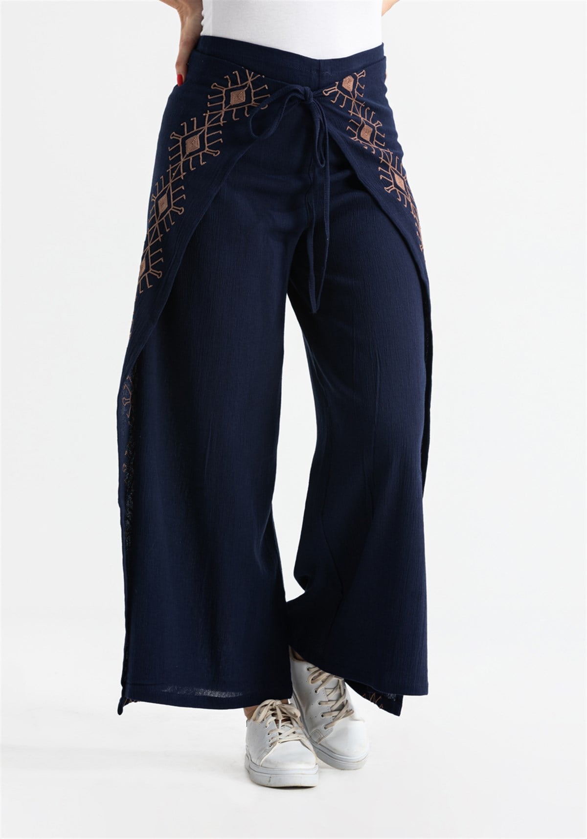 Embroidered Riddle Pants Navy Blue
