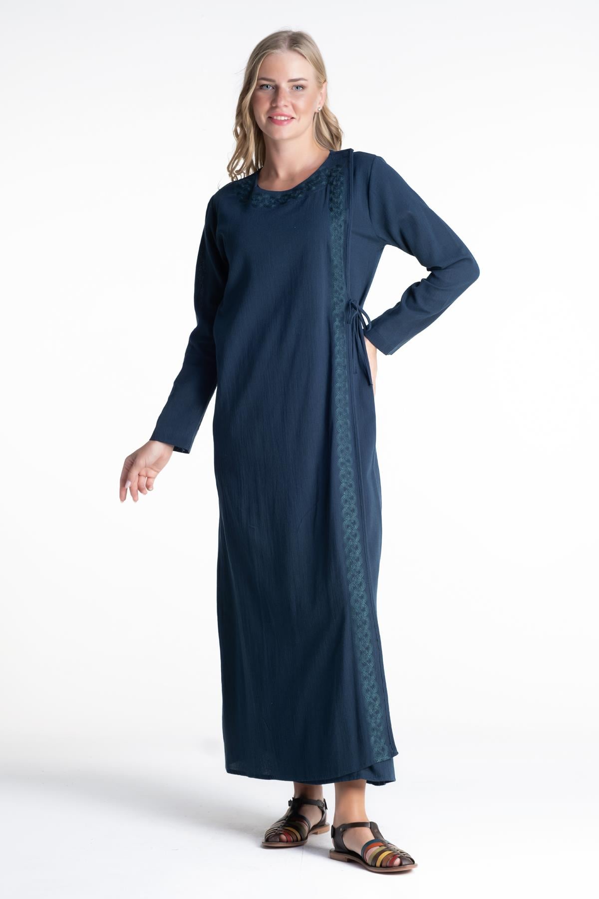 Embroidered Sile Fabric Abaya Petrol