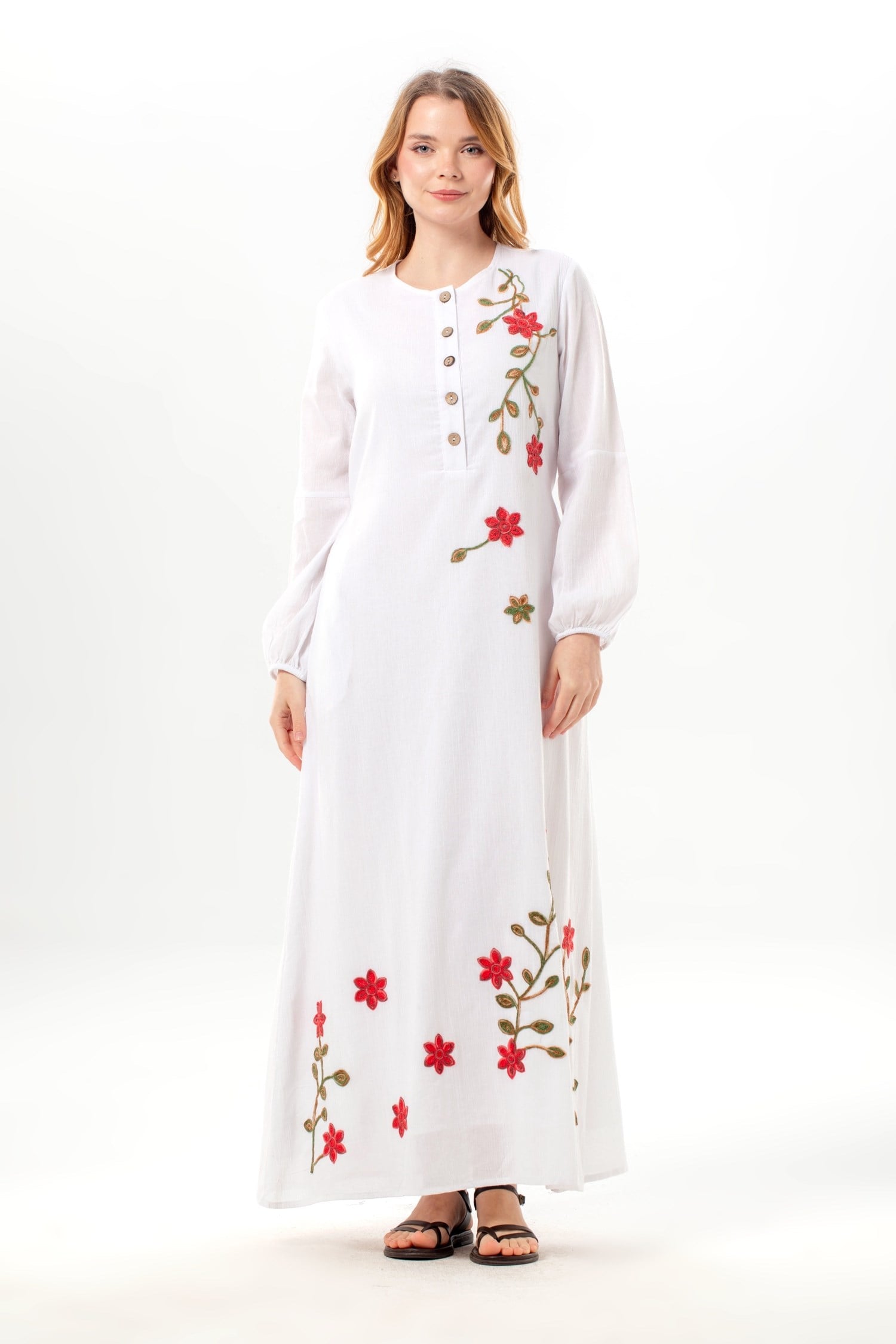 Uzun Kol İlkbahar Düğmeli Bisiklet Yaka Çiçek Nakışlı Yazlık Şile Bezi Uzun Elbise Beyaz Byz