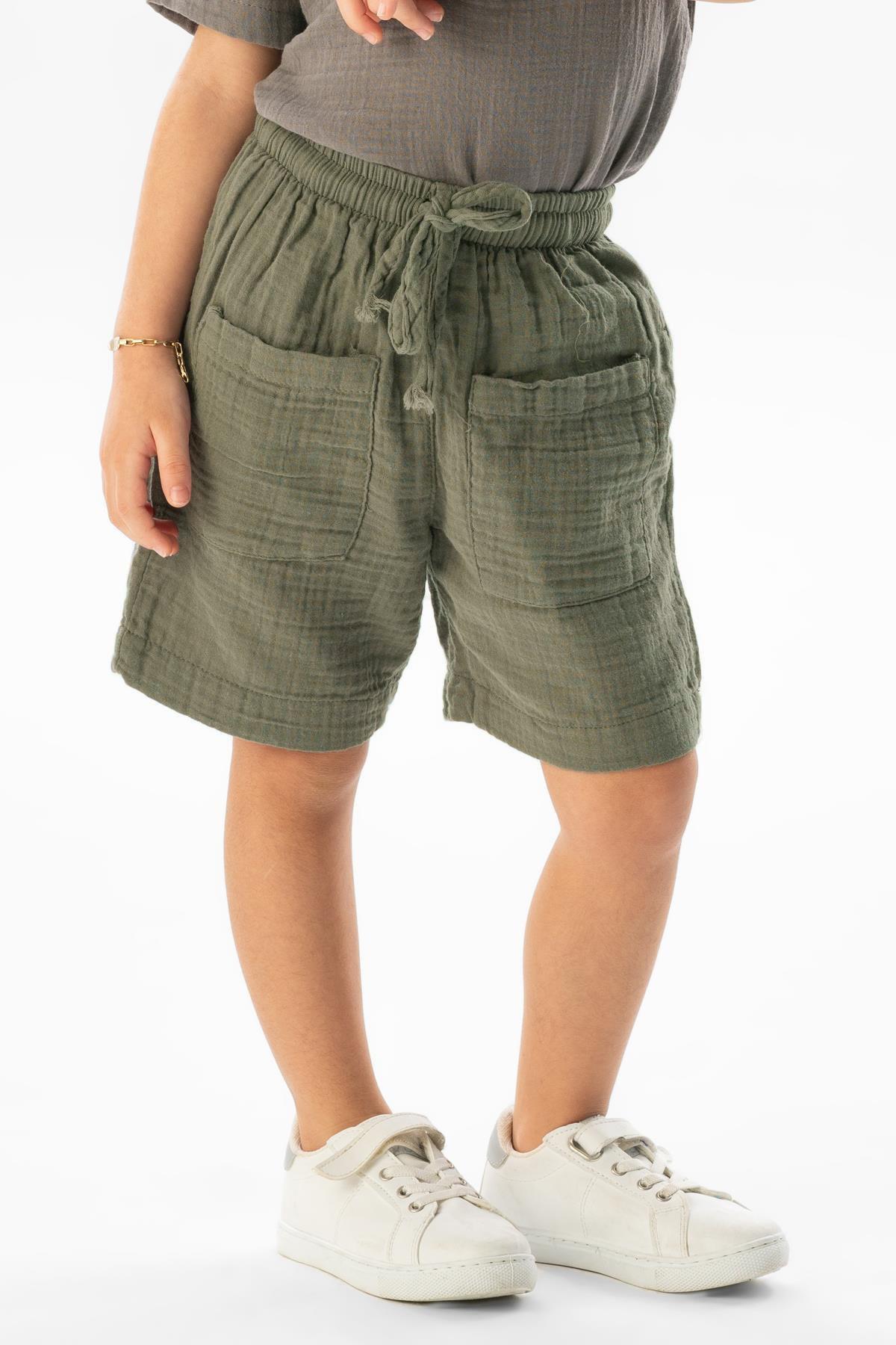 Batı Cep Detaylı Yazlık Müslin Kız Çocuk Şort Haki Hk