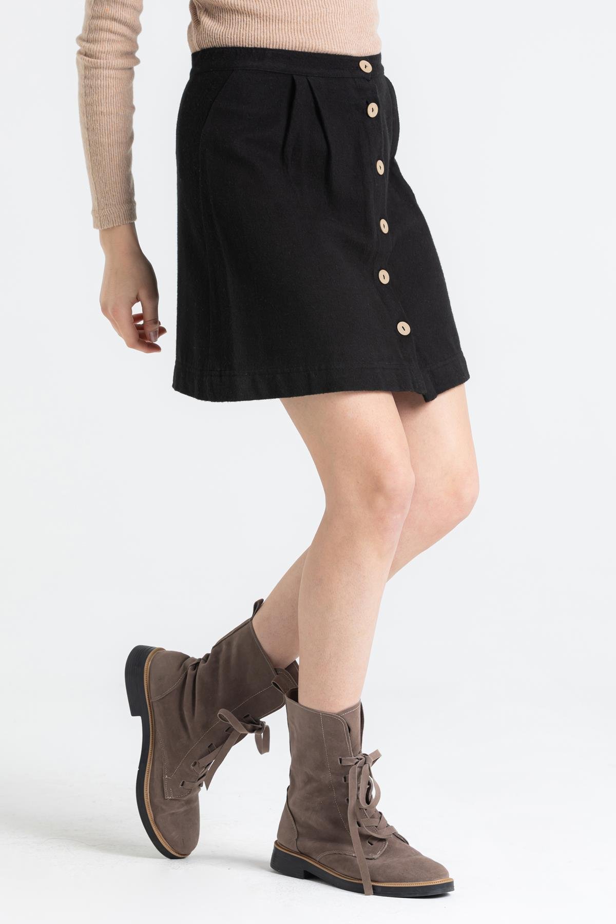 Plyajda komplekssiz qizlar video