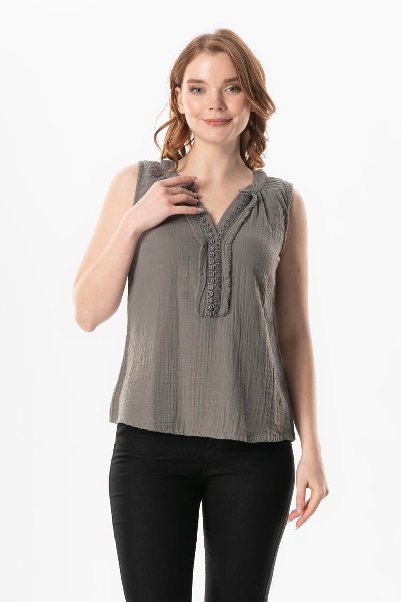 Sleeveless V Neck Berrin Guipure Detailed Muslin Summer Blouse Gray