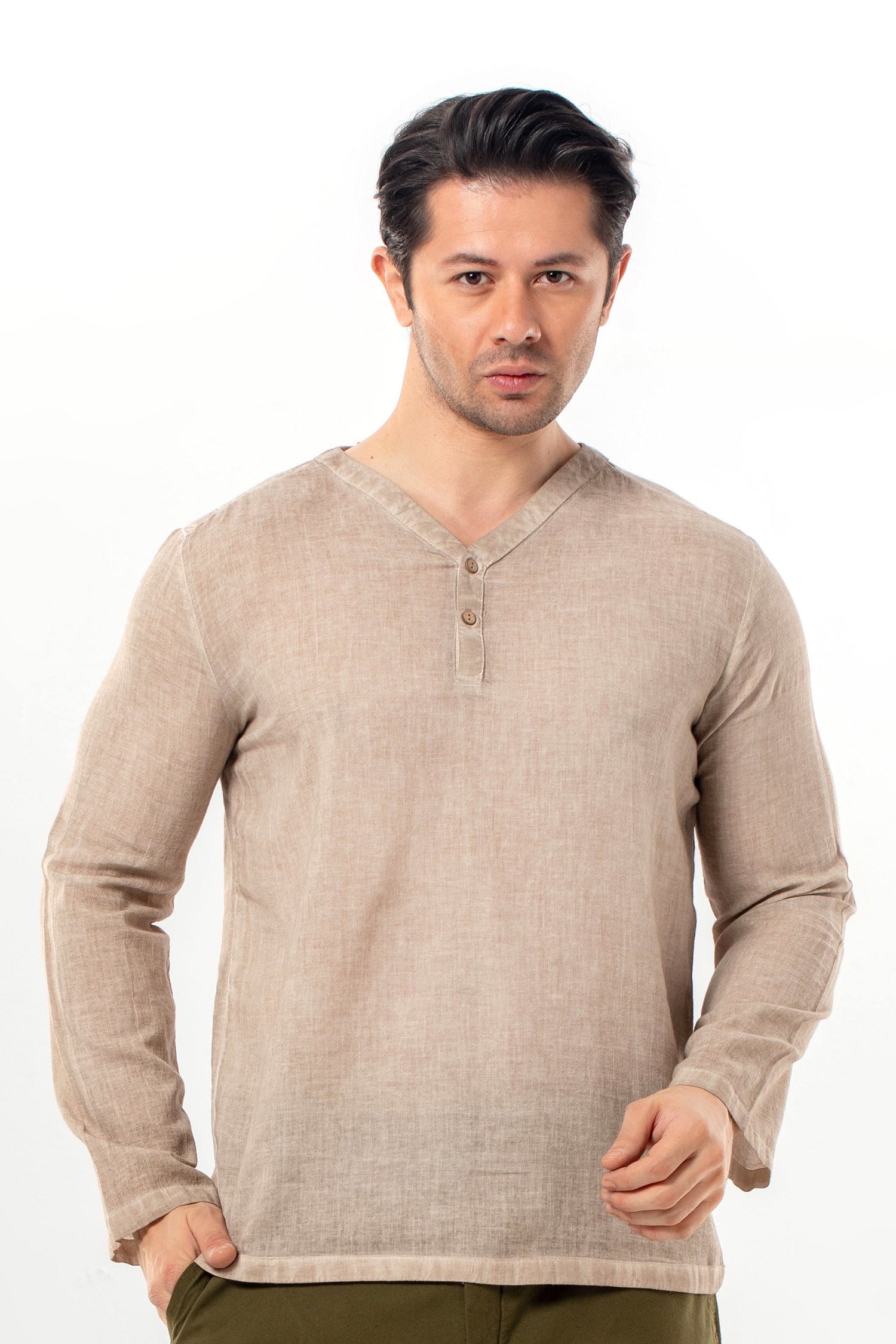 Uzun Kol Bora V Yaka Düğmeli Poplin Erkek Tişört | Yazlık Erkek Tshirt Bej Bej
