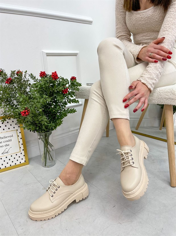 Bej Cilt (College) Kadın Bağcıklı Loafer
