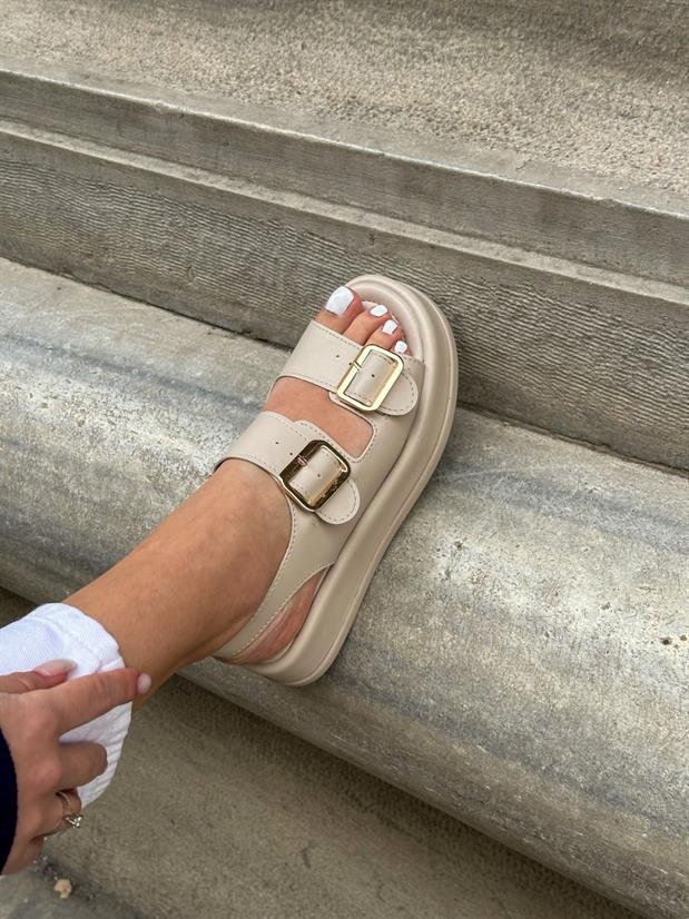 Bej Cilt (Jenny) Gold Toka Detay Kadın Sandalet