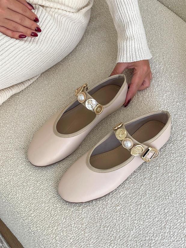 Bej Cilt (Rex) Toka Detay Kadın Babet