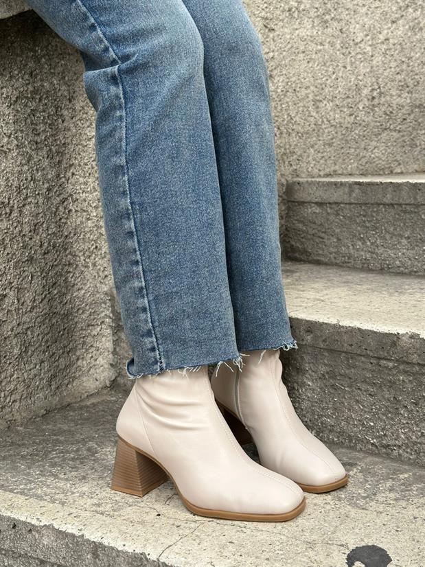 Bej Cilt Streç (Memmy) Küt Burun Kadın Topuklu Bot