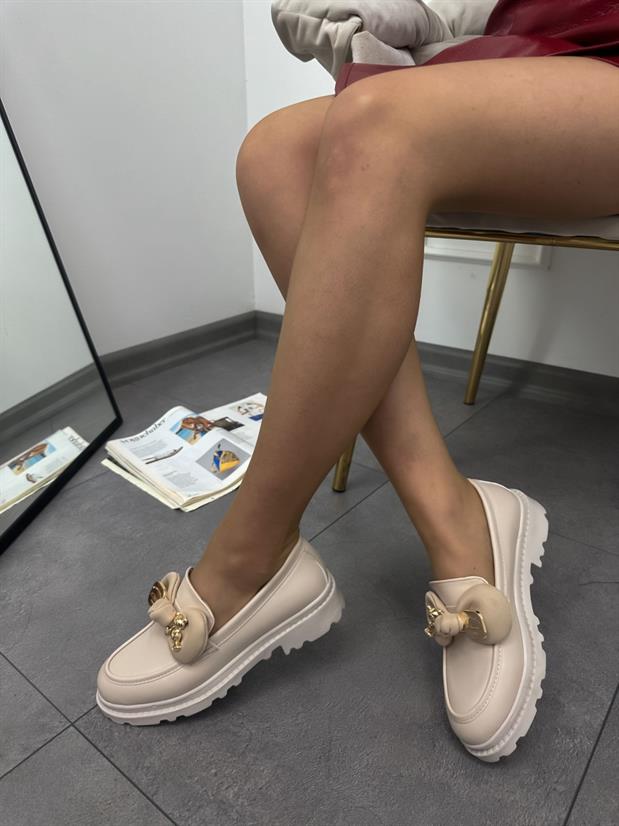 Bej Cilt (Zilly) Ayıcık Detay Kadın Loafer