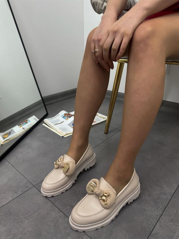 Bej Cilt (Zilly) Ayıcık Detay Kadın Loafer