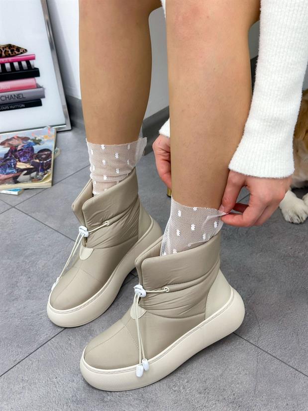 Bej Paraşüt (Luvit) İçi Yünlü Kadın Su Geçirmez Kar Botu