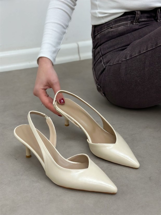 Bej Parlak Deri (Jaren) Lastik Detay Kadın Stiletto