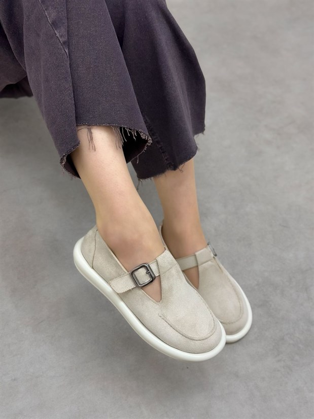 Bej Süet (Olivia) Toka Detaylı Kadın Loafer
