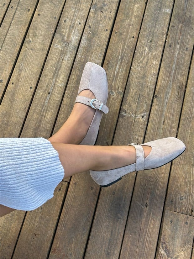 Bej Süet (Silva) Lastik Toka Detay Kadın Babet