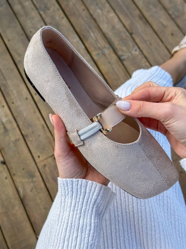 Bej Süet (Silva) Lastik Toka Detay Kadın Babet