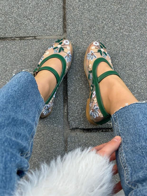 Bej Tül (Rosa) Yeşil Nakış İşlemeli Kadın Babet