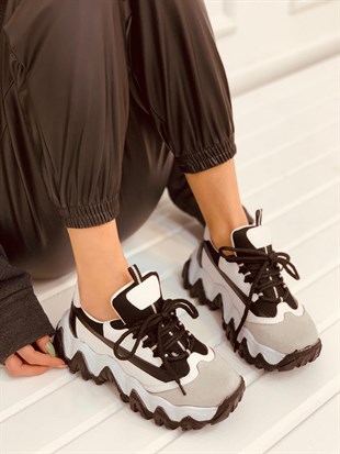 Beyaz  Siyah (Yessy) Kadın Sneakers